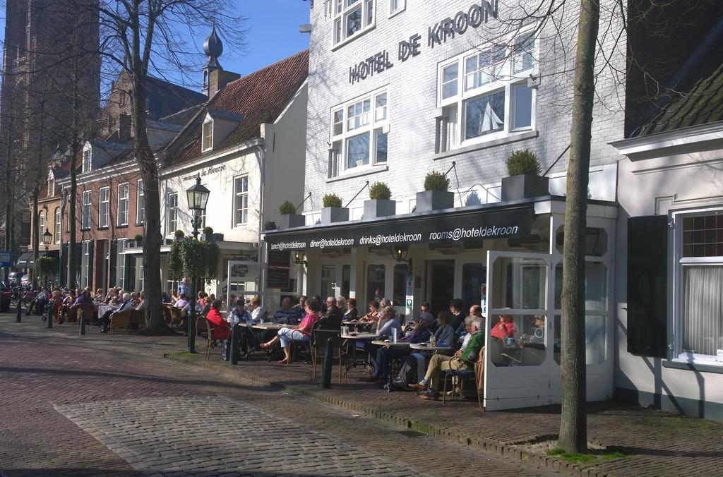 Hotel De Kroon Oirschot Exterior foto